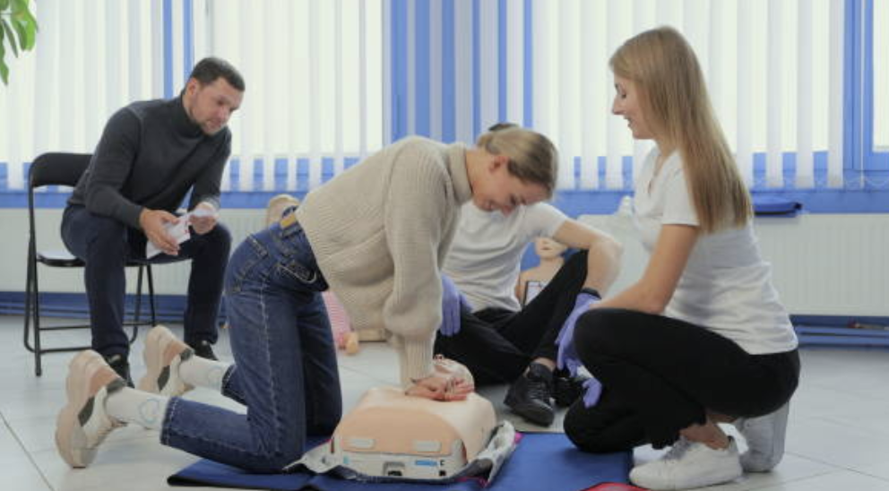 How a First Aid Course Can Empower You to Save Lives Wellbeing Magazine